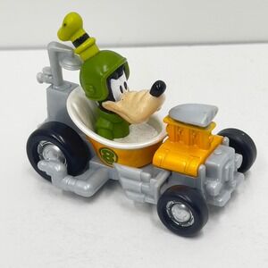 Disney Mattel Goofy Turbo Tubster Mickey Roadster Racers Diecast Car 2016 DTT53